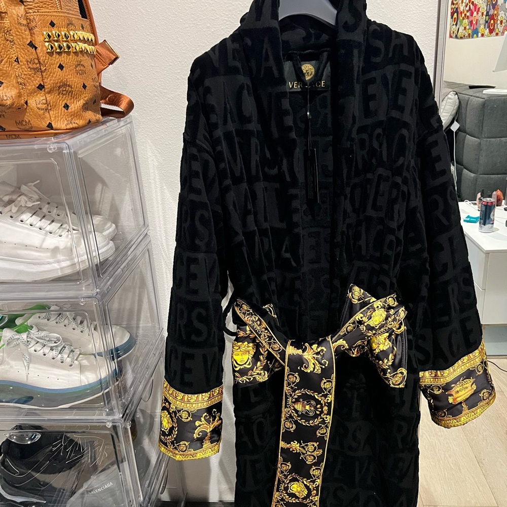 Versace robe
